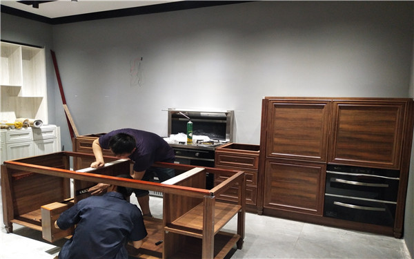 現(xiàn)場安裝施工